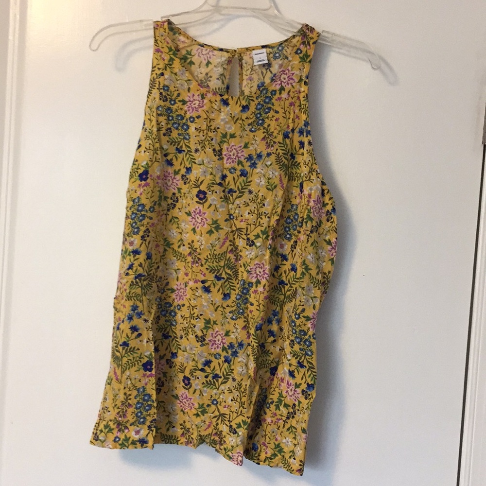 Old Navy Printed Sleeveless Blouse